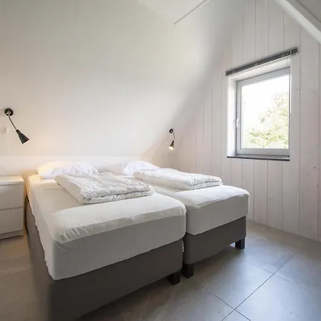 Luxury By Seaside And Dunes