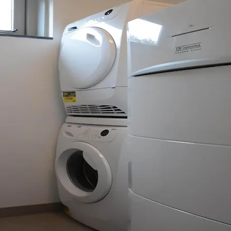 Near Groote Keeten فيلة